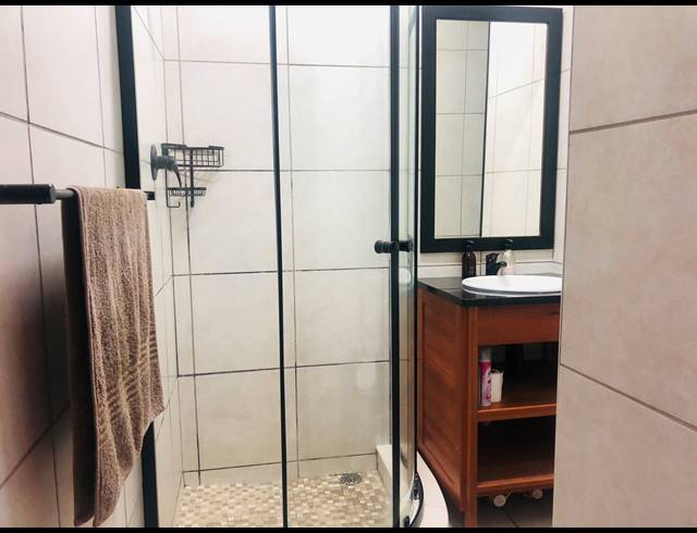 2 BEDROOM APARTMENT FOR SALE IN MARGATE BEACH